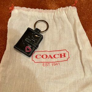 COACH PHOTO KEY CHAIN